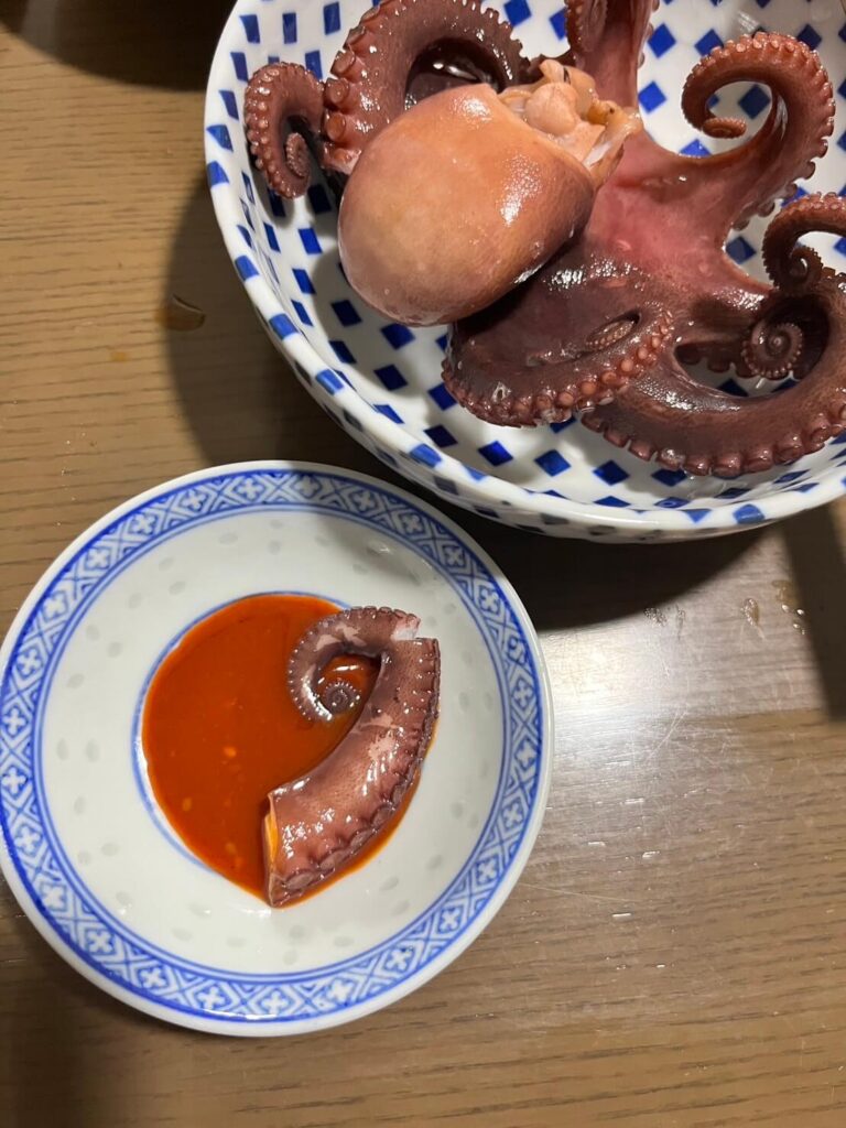 新鮮なゆでタコ料理